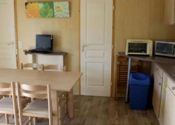 营地 Mobil 6 Pers. Avec Terrasse A Sainte-marie-du-mont - Api-1-52-1295